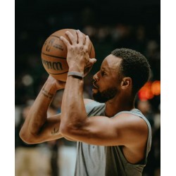 Skader er en del af basketball; jeg ønsker Curry en hurtig tilbagevenden. Skader er en del af basketball; jeg ønsker Curry en hurtig tilbagevenden.